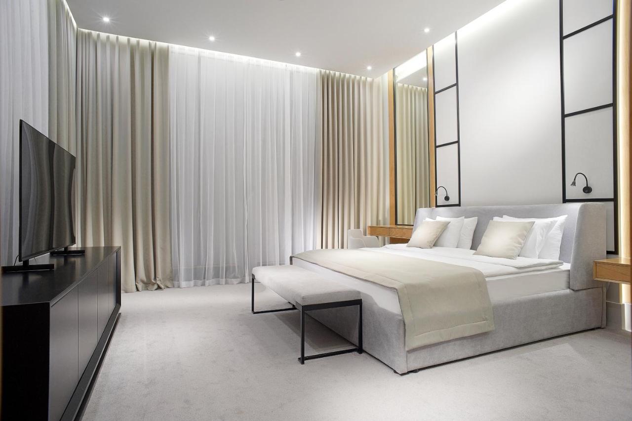 Neos Hotel Астана Екстериор снимка